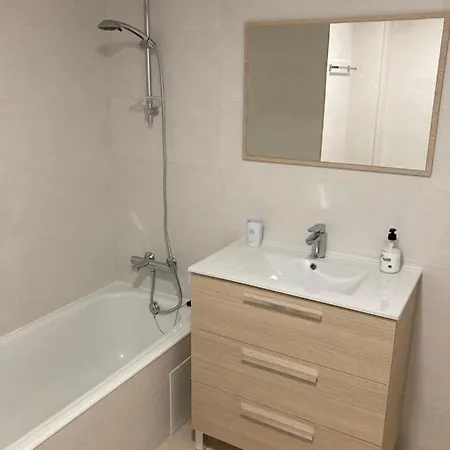 Apartamento Cozy On The Sea Port Saplaya